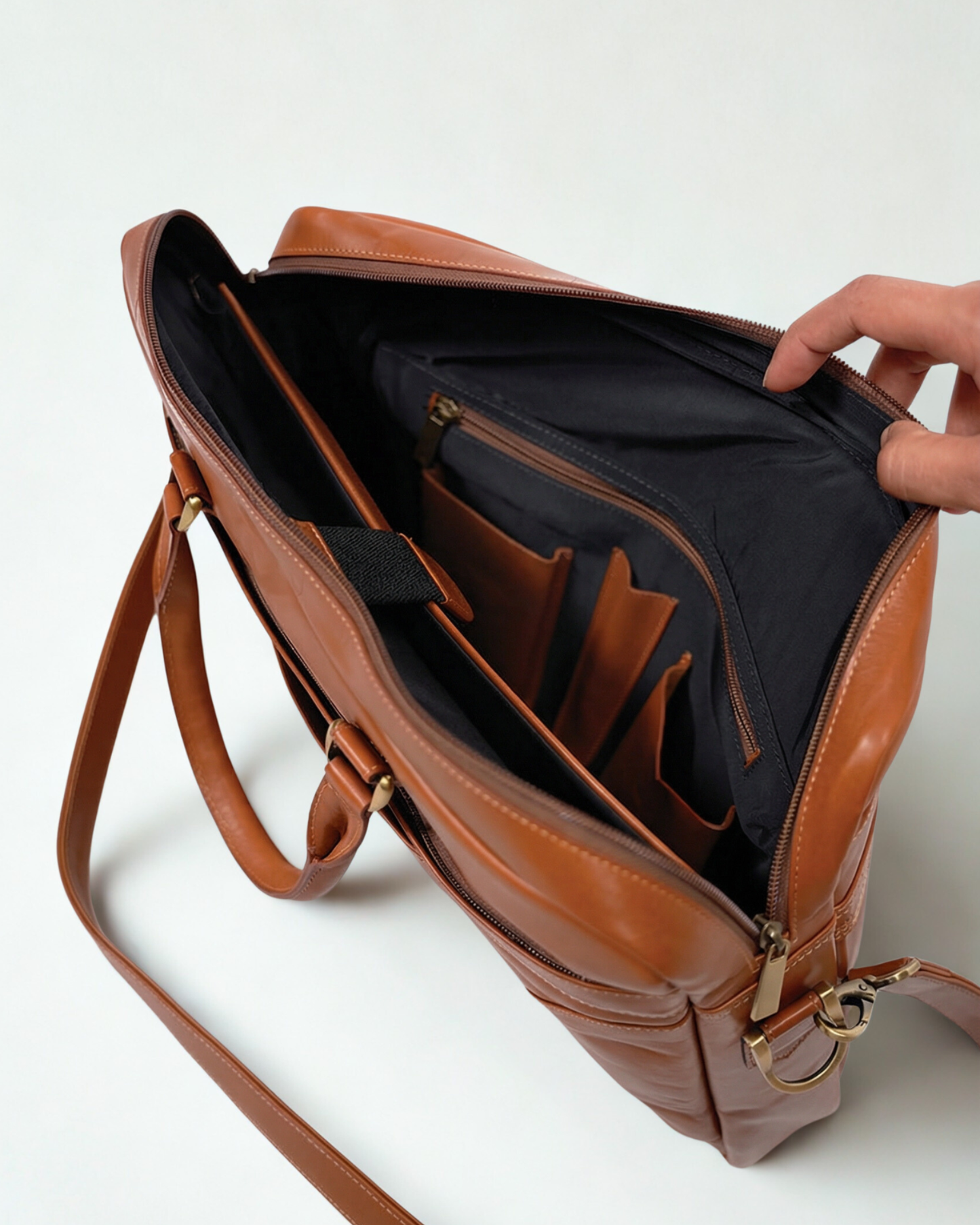 Classic Leather Bag - Brown